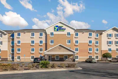 Photo 2 - Extended Stay America Select Suites - Jacksonville - North