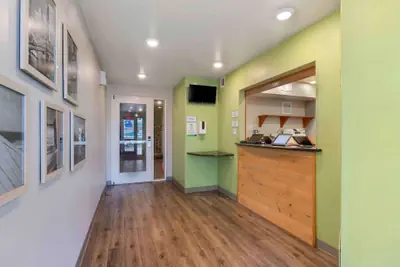 Photo 5 - Extended Stay America Select Suites - Jacksonville - North