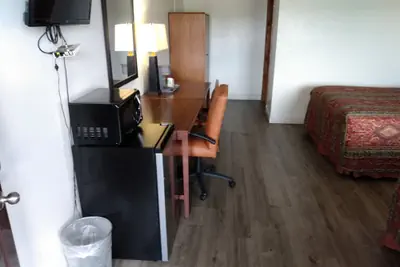 Photo 5 - ELDORADO MOTEL