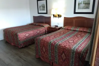 Photo 3 - ELDORADO MOTEL