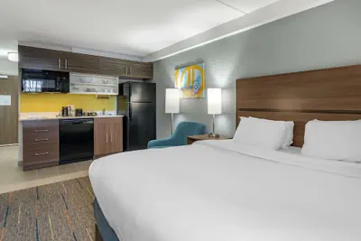Photo 2 - MainStay Suites Lexington I-75