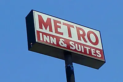 Photo 2 - Metro Inn & Suites