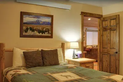 Photo 3 - Fox Den Lodge