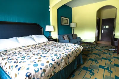Photo 4 - Rivers  Inn & Suites