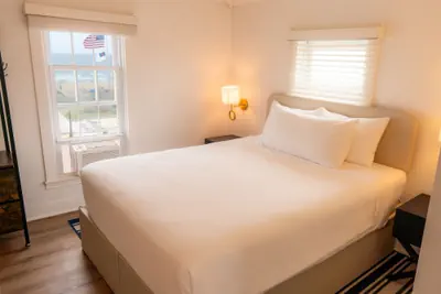 Photo 5 - Beachliner Hotel
