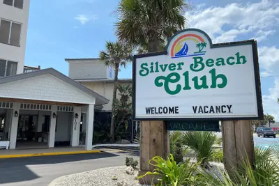Photo 2 - Silver Beach Club
