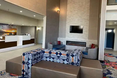 Photo 3 - La Quinta Inn & Suites by Wyndham Safford Copper Valley