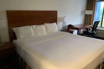 Photo 5 - Travelodge by Wyndham Mobile Al