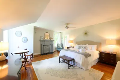 Photo 5 - Rose Hill Inn