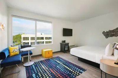 Photo 4 - Aloft Atlanta Perimeter Center