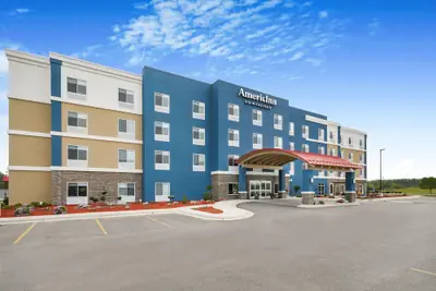 Photo 2 - AmericInn by Wyndham International Falls