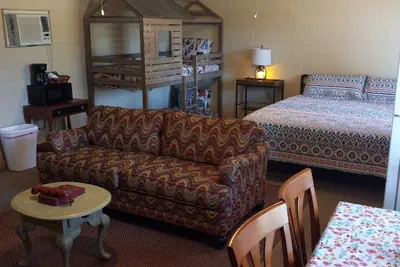 Photo 5 - Cedar Falls Motel