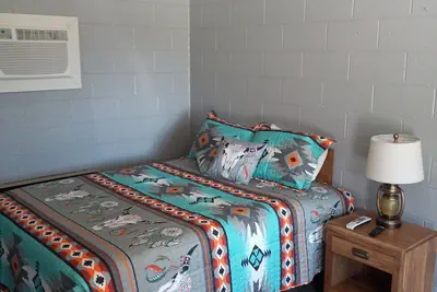 Photo 3 - Cedar Falls Motel
