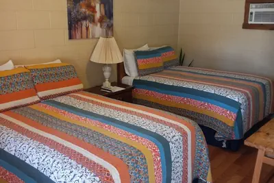 Photo 4 - Cedar Falls Motel