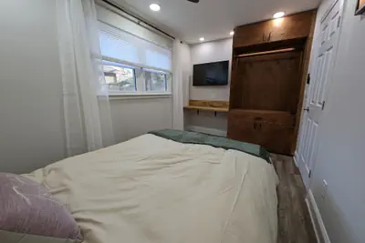 Photo 5 - Colony Suite