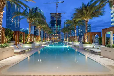 Photo 2 - Suites at SLS LUX Brickell managed by CE