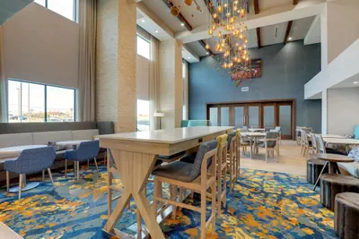 Photo 5 - Hampton Inn & Suites Weatherford