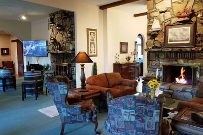 Photo 4 - Tuscan Manor