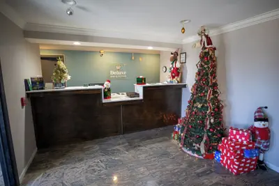 Photo 3 - Deluxe Inn & Suites Morgan City