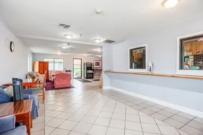 Photo 3 - Studio Suites