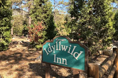 Photo 2 - Idyllwild Inn
