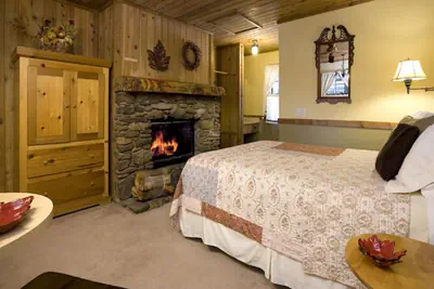 Photo 3 - Idyllwild Inn