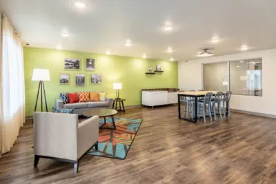 Photo 4 - WoodSpring Suites South Brunswick - Princeton