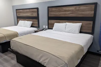 Photo 4 - Captain Suites