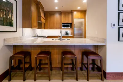 Photo 5 - One Bedroom Townhouse with Hot Tub 1 Apartment Hotel by RedAwning