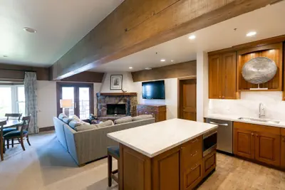 Photo 3 - Luxury One Bedroom with Hot Tub 1 Apartment Hotel by RedAwning