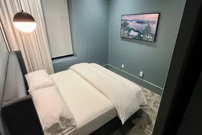 Photo 4 - The Thomas Hotel