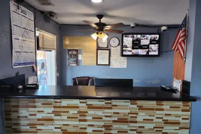 Photo 4 - Vince's Motel Inc.