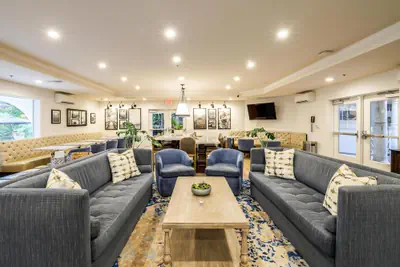 Photo 3 - The Lodge at Healdsburg, Tapestry Collection by Hilton
