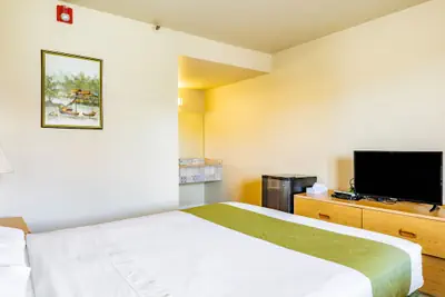 Photo 4 - City Inn