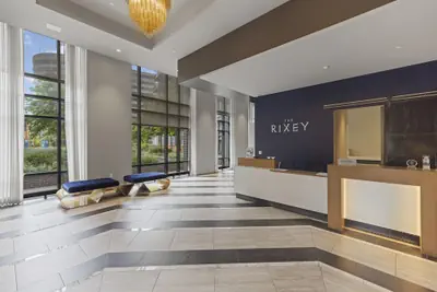 Photo 5 - Placemakr Marymount Ballston