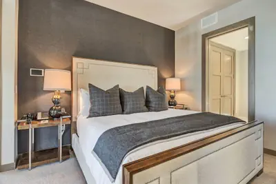 Photo 3 - Two Bedroom Penthouse 2 Apartment Hotel by RedAwning