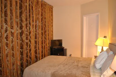 Photo 4 - Motel House