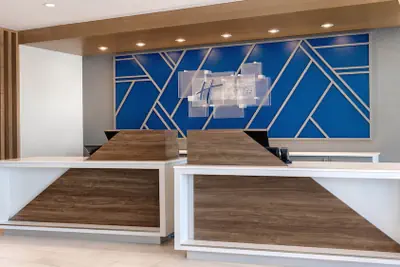 Photo 4 - Holiday Inn Express & Suites Ontario - Chino Hills by IHG