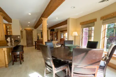 Photo 5 - Luxury One Bedroom 1 Apartment Hotel by RedAwning