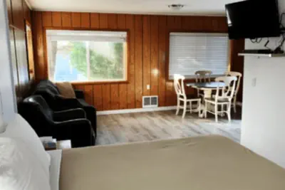 Photo 5 - Terimore Bayfront Inn