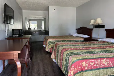 Photo 5 - Indysouth western inn