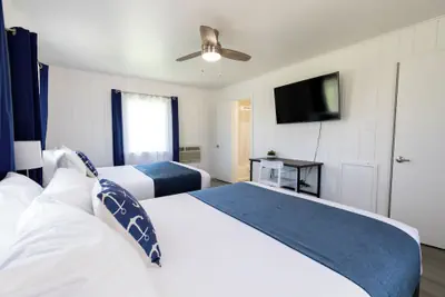 Photo 3 - Anchor Bay Inn and Suites