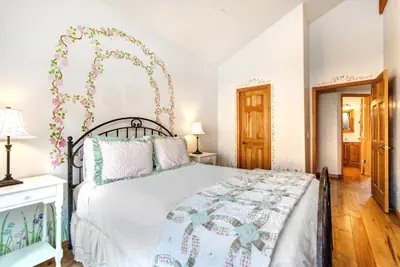 Photo 5 - Nordic Retreat 5 Bedrooms PAC-2410 by KBM