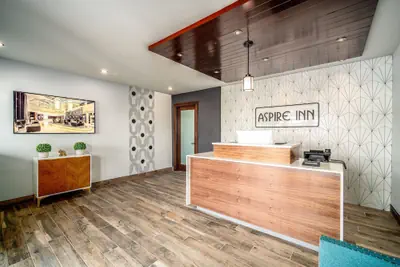 Photo 3 - Aspire Inn Studios & Spas