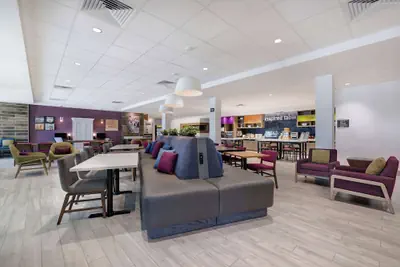 Photo 3 - Home2 Suites by Hilton Petaluma