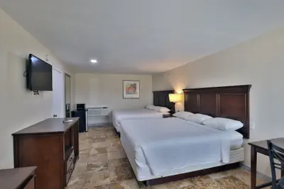 Photo 5 - Monterrey Motel Padre Island, Corpus Christi By Oyo