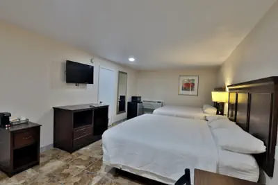 Photo 4 - Monterrey Motel Padre Island, Corpus Christi By Oyo