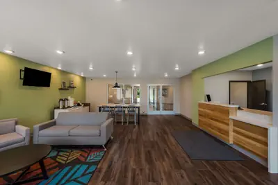 Photo 3 - Woodspring Suites West Palm Beach