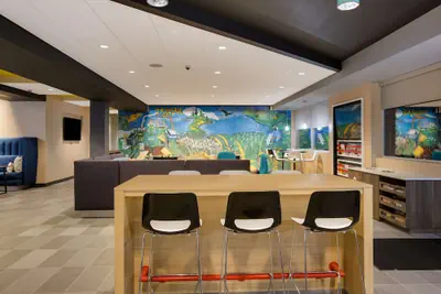 Photo 4 - Tru By Hilton Traverse City