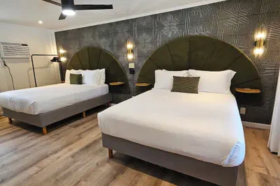 Photo 4 - CedarWood Inn